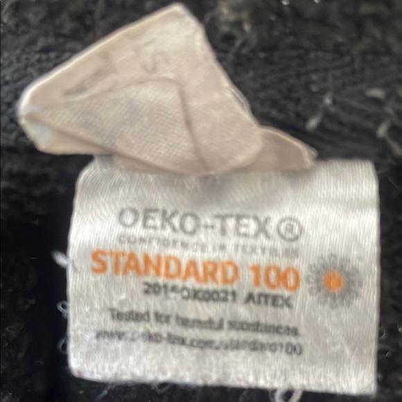 MARVEL MEN'S BLACK GRAPHIC HOODIE ANIME - SIZE LARGE - Picture 8 of 9